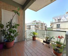 2 LOCALI A ROMA