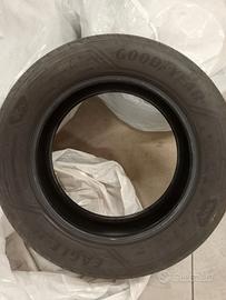 Gomme 235/60 R18