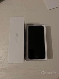 iPhone SE 2020 bianco