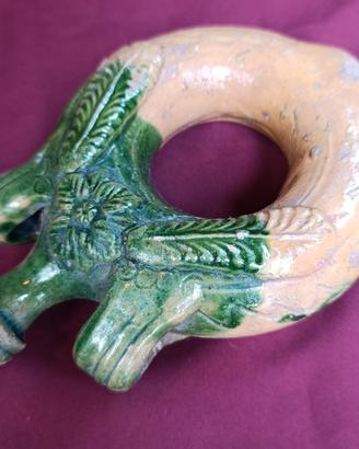 Antica fiasca a ciambella in ceramica smaltata 