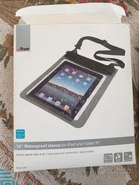 Trust Universal 10" Waterproof Sleeve