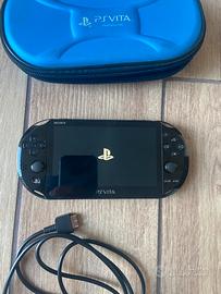 ps vita + 5 giochi