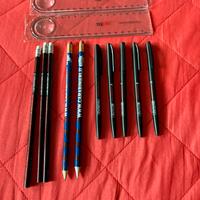 5 penne, 5 matite e 2 righe Arma Carabinieri