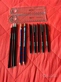 5 penne, 5 matite e 2 righe Arma Carabinieri