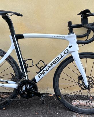 PINARELLO DOGMA F8 DISC - Shimano 105 Di2 12v