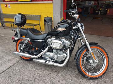 Harley Davidson 
sportster 883 xl low