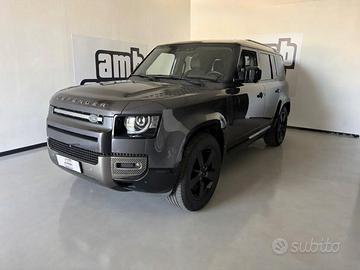Land Rover Defender 110 3.0D I6 250 X-Dynamic SE