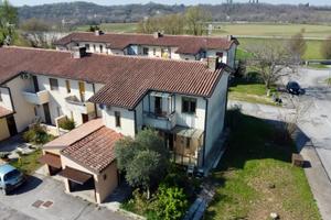 VILLETTA SCHIERA DI TESTA