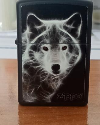 ZIPPO -TRON "white" WOLF - 2011
