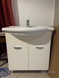Mobile bagno e lavandino