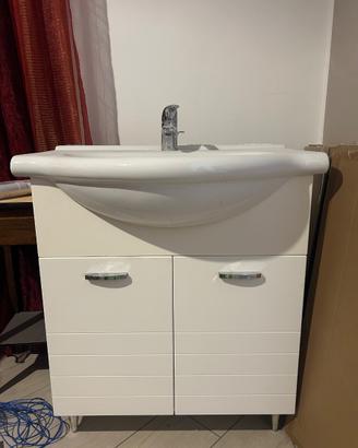 Mobile bagno e lavandino