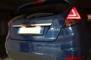 Fari posteriori tuning ford fiesta