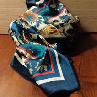 Foulard Chango con stampa floreale