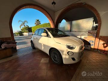 Fiat 500e icon 42kw range esteso
