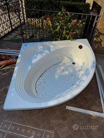 Vasca da bagno r.e.g.a.l.o.