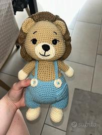 Peluche leone uncinetto amigurumi