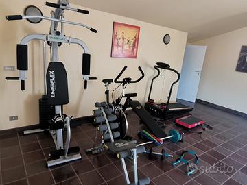 Palestra completa, non vendibile singolarmente