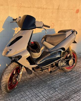 aprilia sr fari tondi