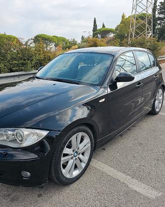 BMW Serie 1 118d E87 (122 CV) – Interni in Pelle
