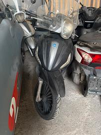 RICAMBI PIAGGIO BEVERLY 300 2011-2019