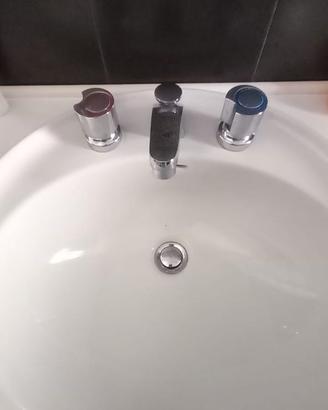 lavandino bagno sospeso con due lavelli, bidet  wa