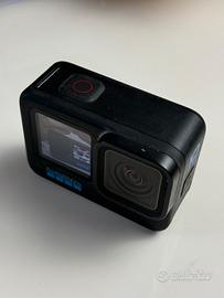 GoPro Hero 10 + accessori