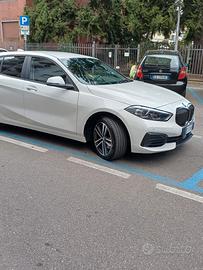 Bmw serie 1 118i f40