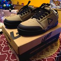 scarpe flat nuove leatt