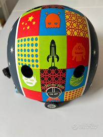 Casco little Nut case