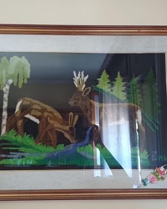 Quadro artigianale con cervi nel bosco – Ricamo