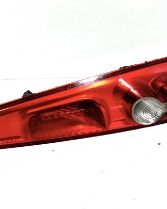 STOP FANALE FANALINO POSTERIORE DESTRO FORD Fiesta