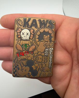 Zippo kaws 028/999 anno 2023