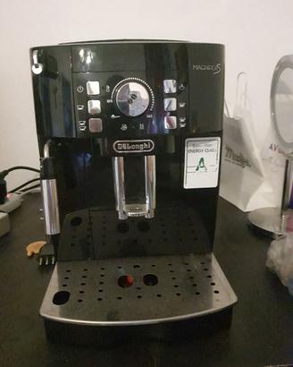 Delonghi magnifica s