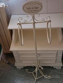 Piantana Shabby porta asciugamani 