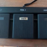 pedaliera per tastiera musicale 