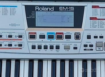 Tastiera Roland EM-15 funzionante perfettamente.