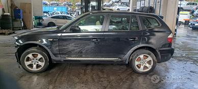 BMW X3 SOLO PER RICAMBI