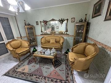 Salotto originale stile Luigi XIV in foglia oro