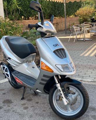 Aprilia SR 50 modello D. Romboni