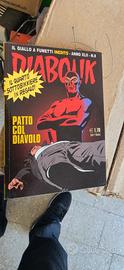scatola piena di libri diabolik