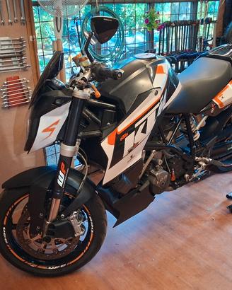 KTM 990 superduke