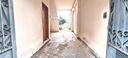 casa-singola-cortile-terrazzo-e-locali-deposito