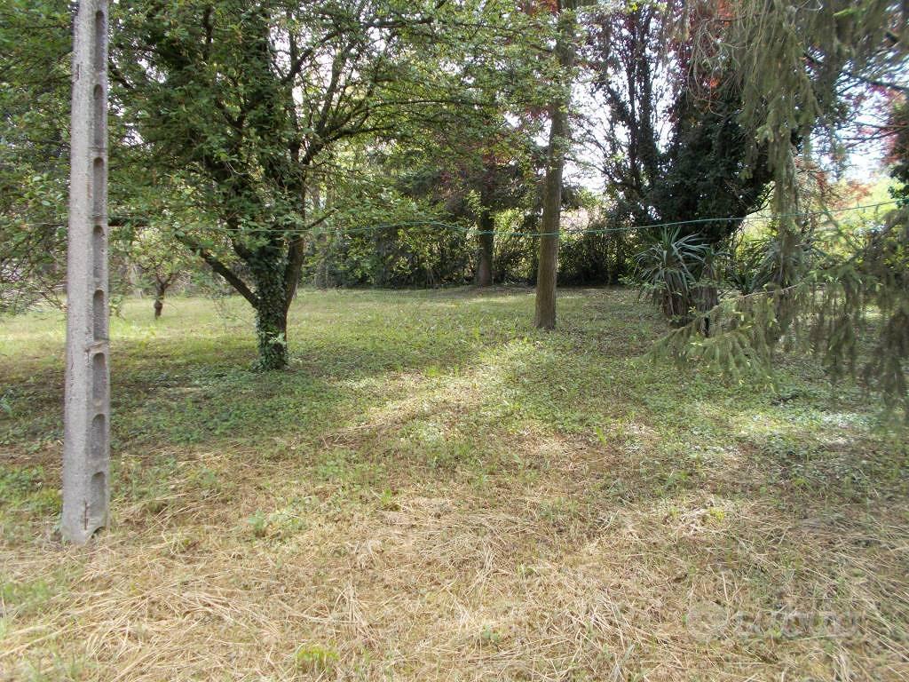Terreno di 1220 m² a Ferrara - Altro