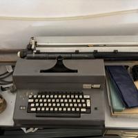 Macchina da scrivere