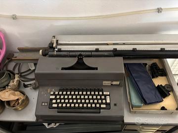 Macchina da scrivere