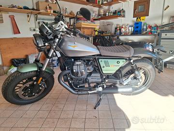 Moto Guzzi V9 - 2021