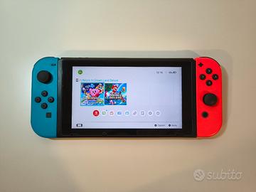 Nintendo Switch con vetrino protettivo