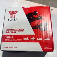 YUASA YUMICRON YB9-B 9.5 Ah( 20HR) / 115 A(CCA)