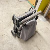 Passeggino Inglesina grigio pieghevole