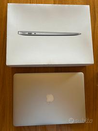 Computer Apple MacBook Air 13” grigio chiaro